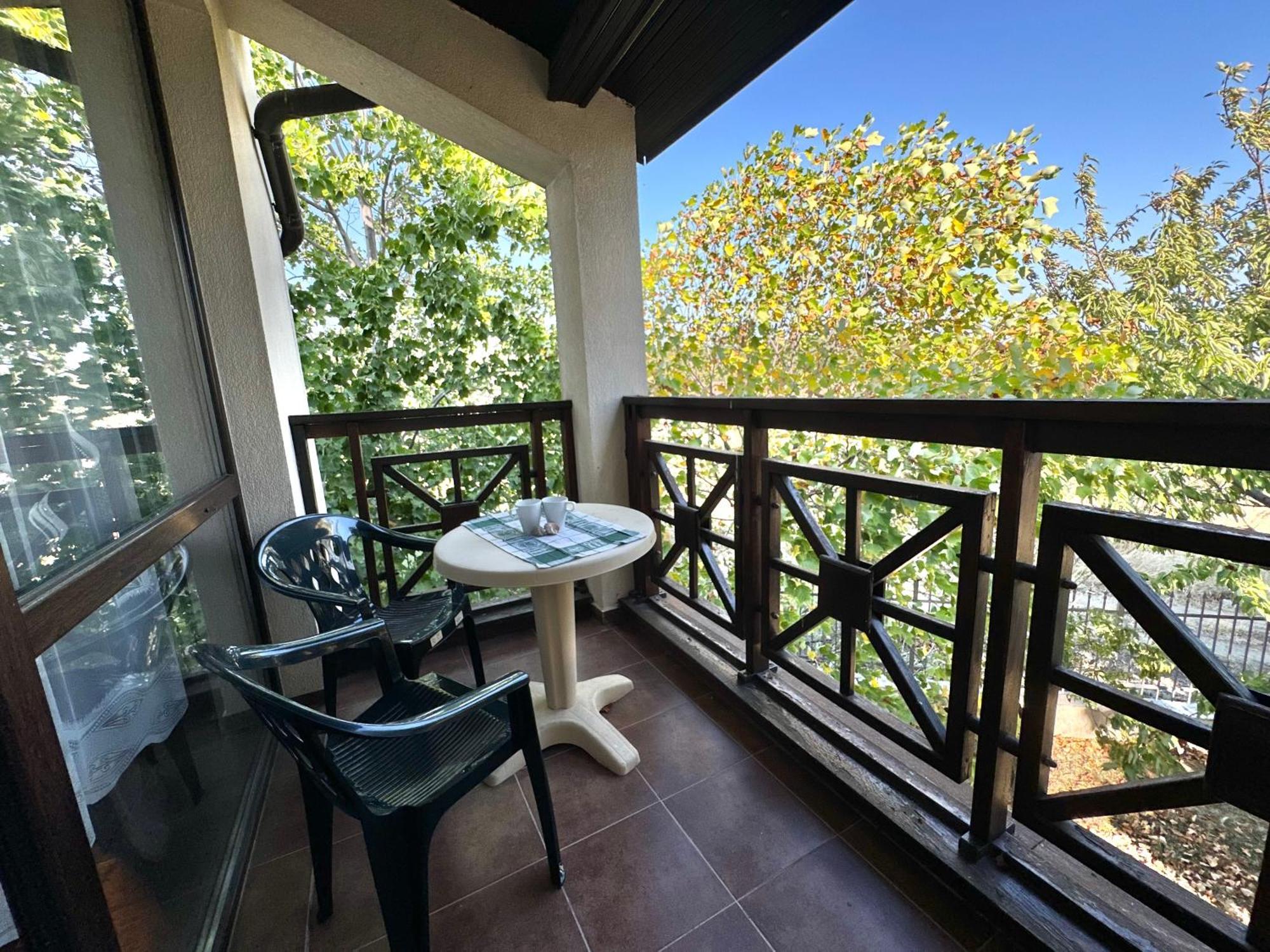 Menada Imperial Heights Villas Sunny Beach Exterior foto